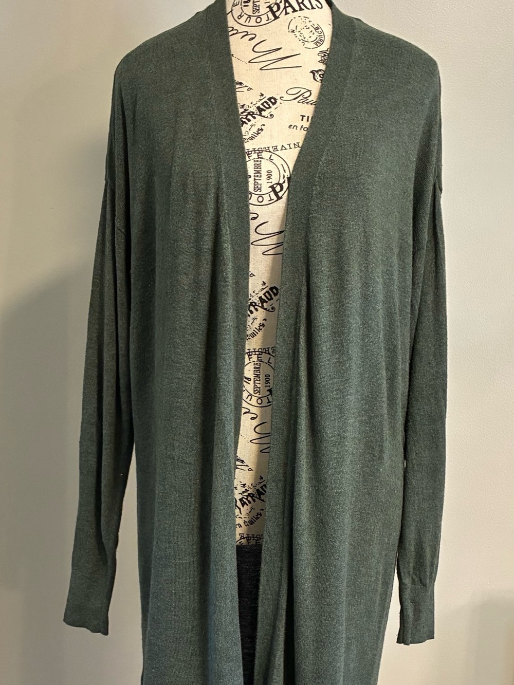 Ann Taylor Olive Green Open-Front Long Cardigan. Med. EUC